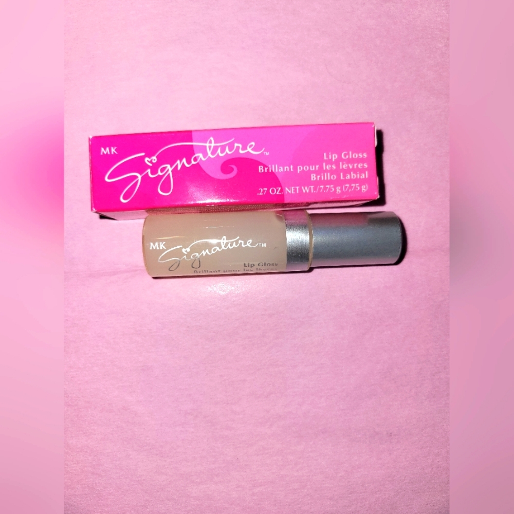 Mary Kay Signature Lip Gloss-Natural-Brand New In Box